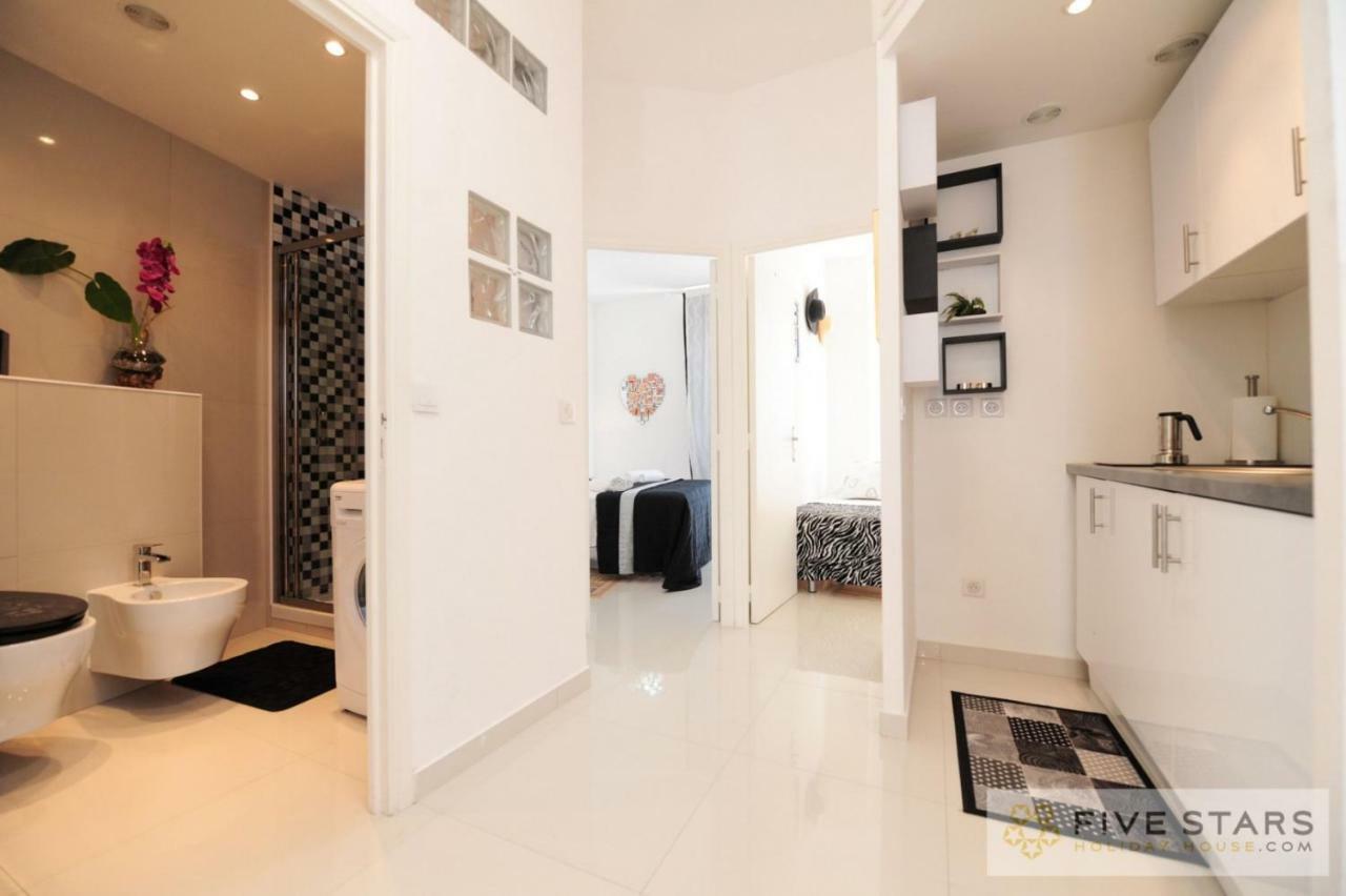 Mini Suite Bijou - Five Stars Holiday House Nisa Exterior foto